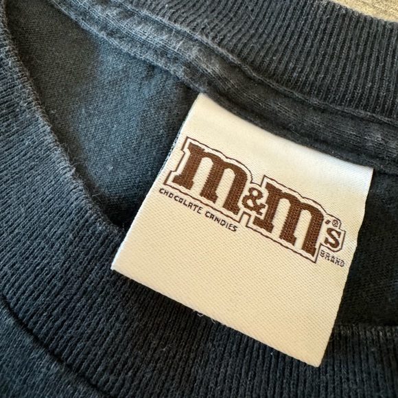 Vintage 2011 M&Ms Red M&M black graphic tshirt - Picture 12 of 16